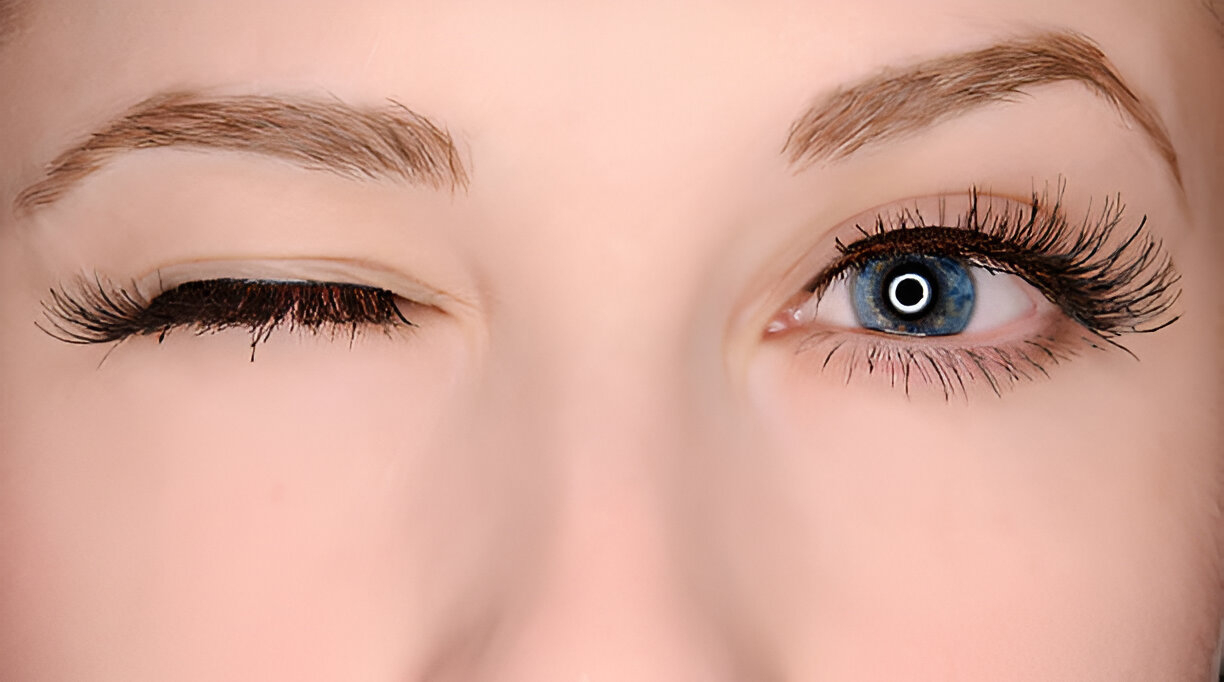Why Do We Blink? The Science of Blinking and Eye Health