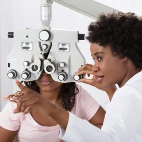 Optician_Optometrist_Ophthalmologist-scaled 